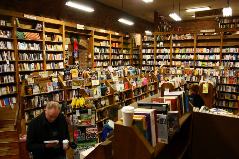 Photograph of the inside of a bookstore