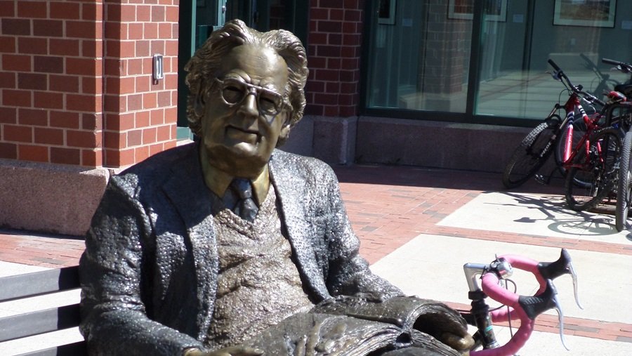 Statue