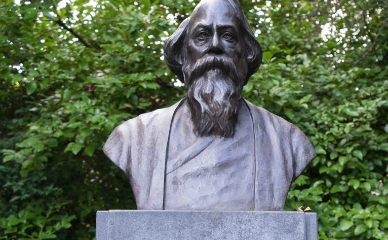 Bust of Rabindranath Tagore 