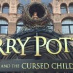 Picture of the outside of the theater of Harry Potter and the Cursed Child