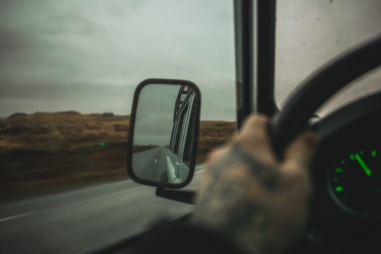 Objects in Mirror: Emotional Distance in Writing