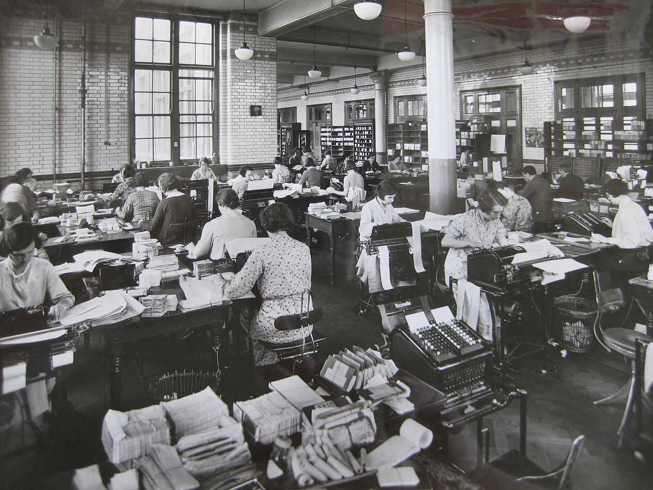 Women working at typewriters.
