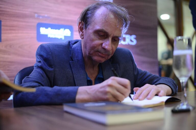 Michel Houellebecq’s Submission and the Liberal Man